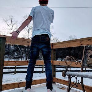 Meet your Posher, Adam